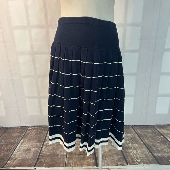 Talbots a-line navy knit white striped Full Skirt Size Large - Picture 1 of 7